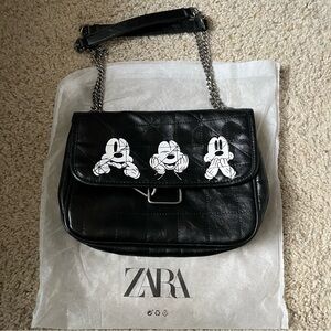 Brand New Zara x Disney Mickey Mouse messenger shoulder bag